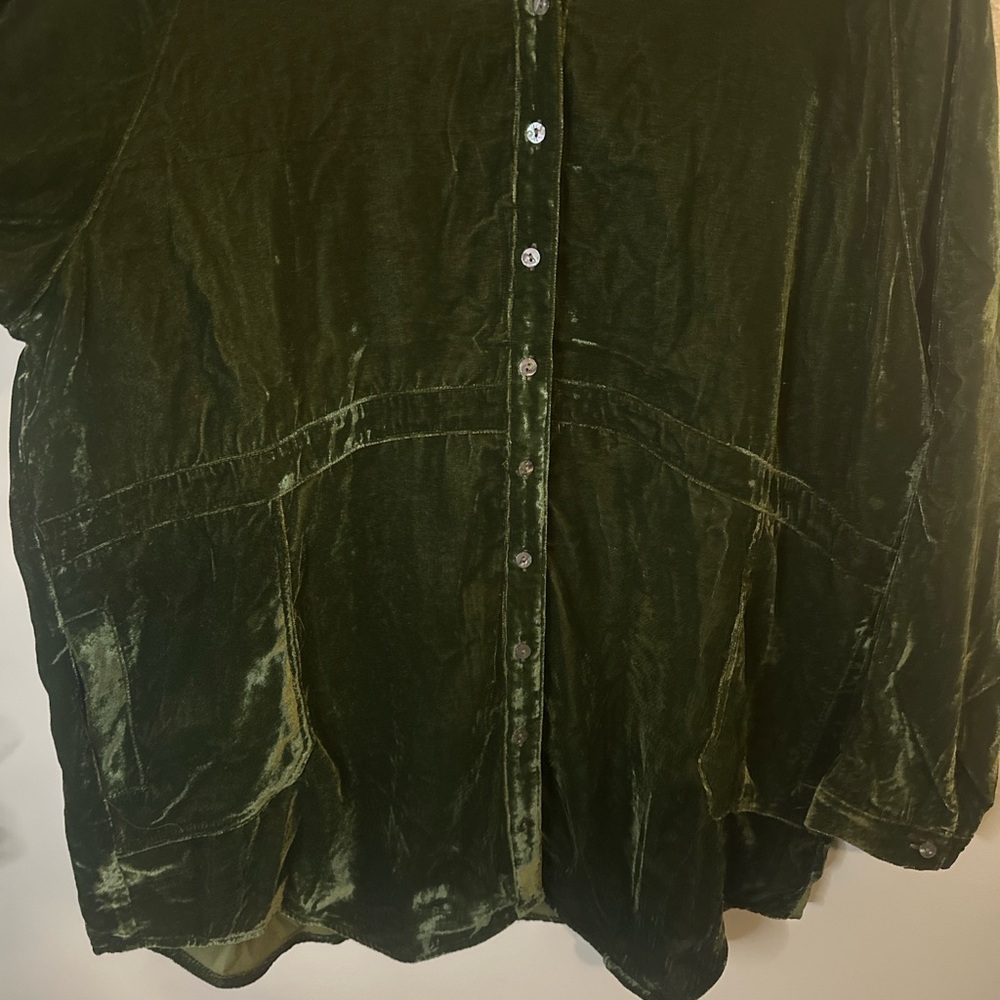 NATURAL LIFE Deep Olive Velvet Button-Down Tunic - Picture 3 of 6